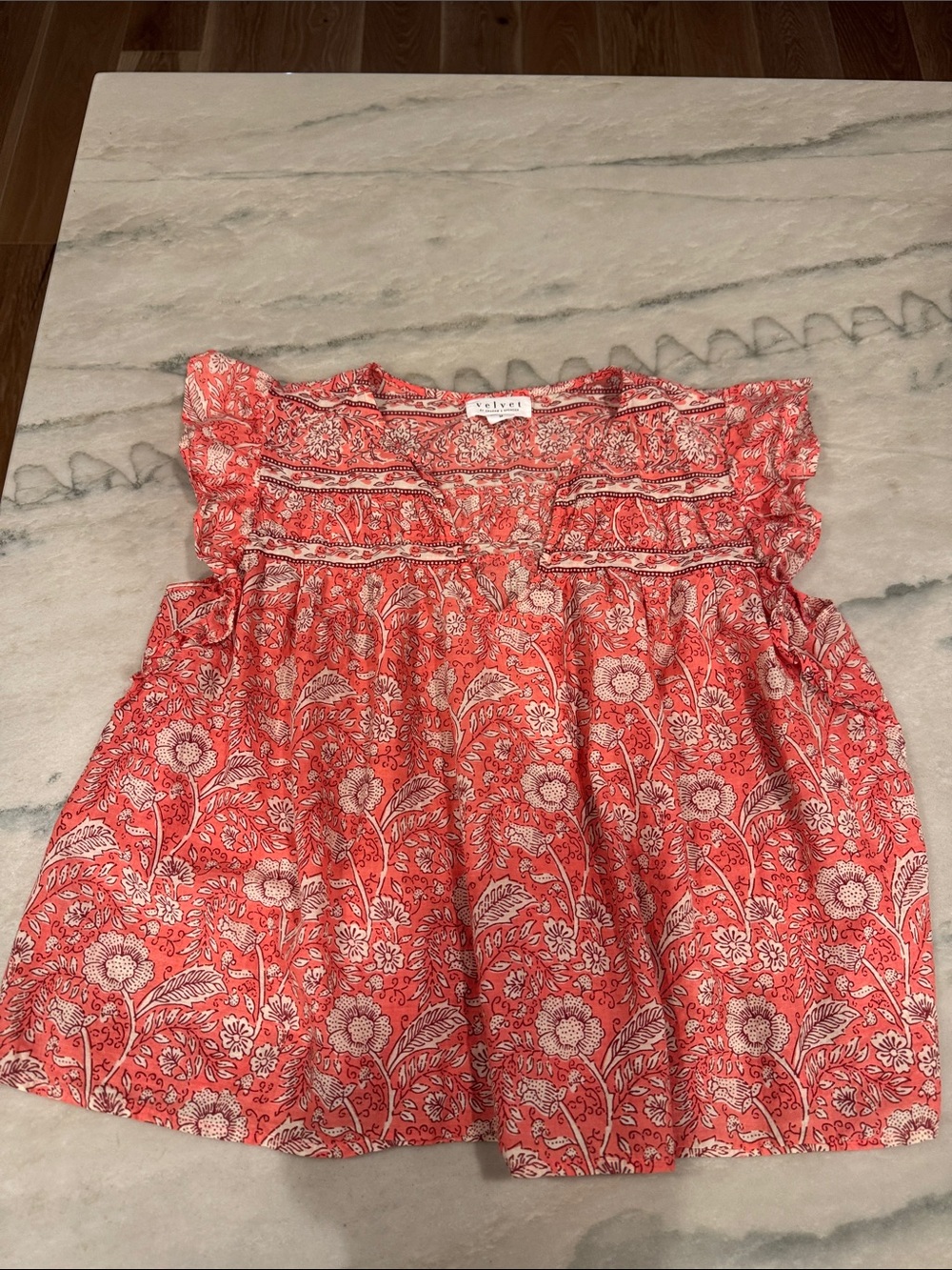 Velvet Kenzie Top in Rouge Size M